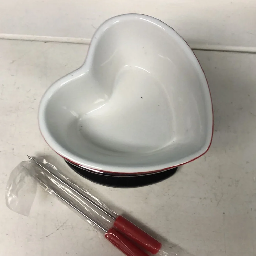 Small red heart mini‎ fondue set